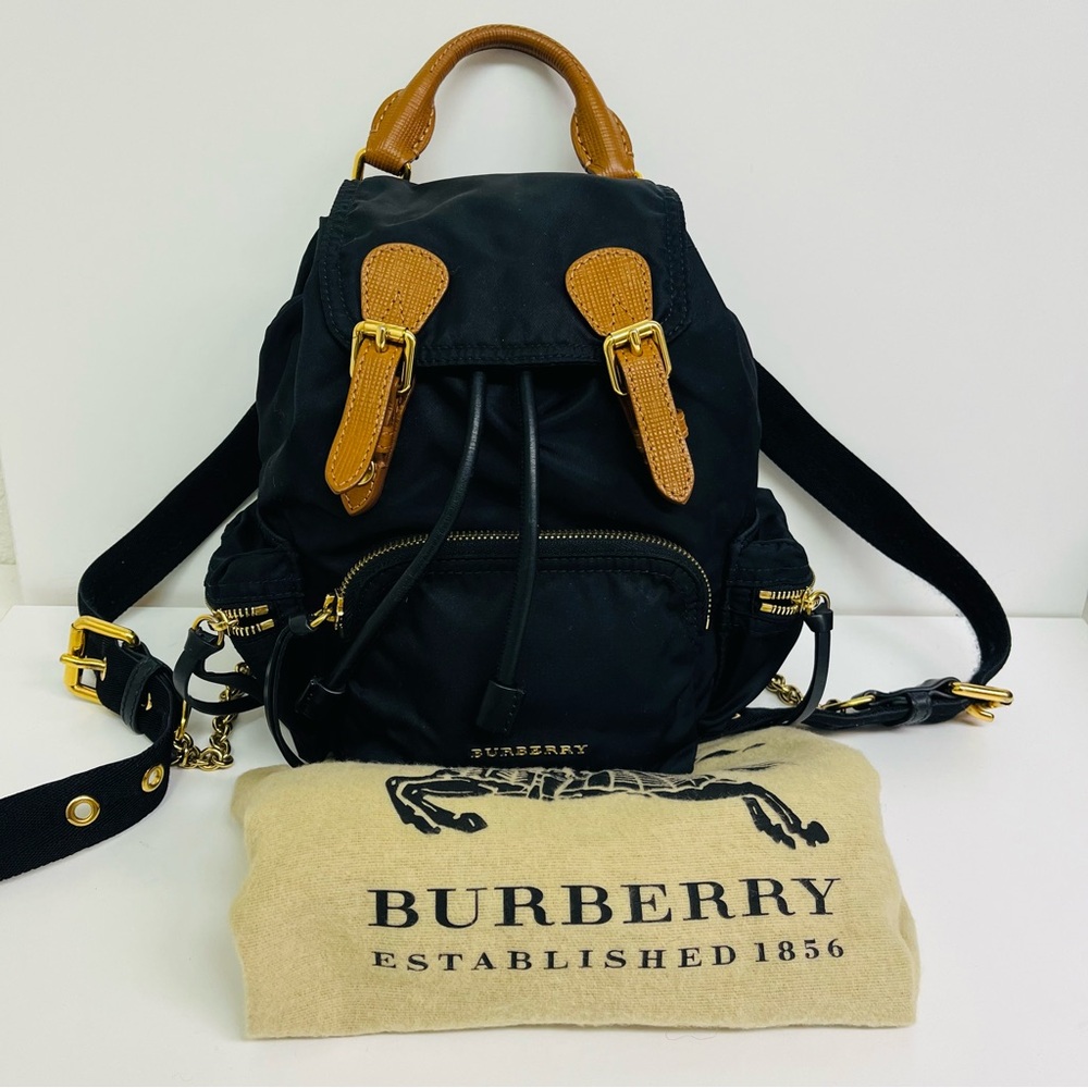 🖤 PRE-LOVED Burberry Nylon Small Rucksack Backpack (Black) 🖤